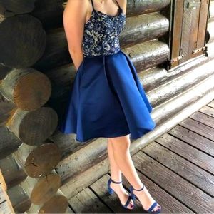 navy classic short formal dress- size 4- only worn once